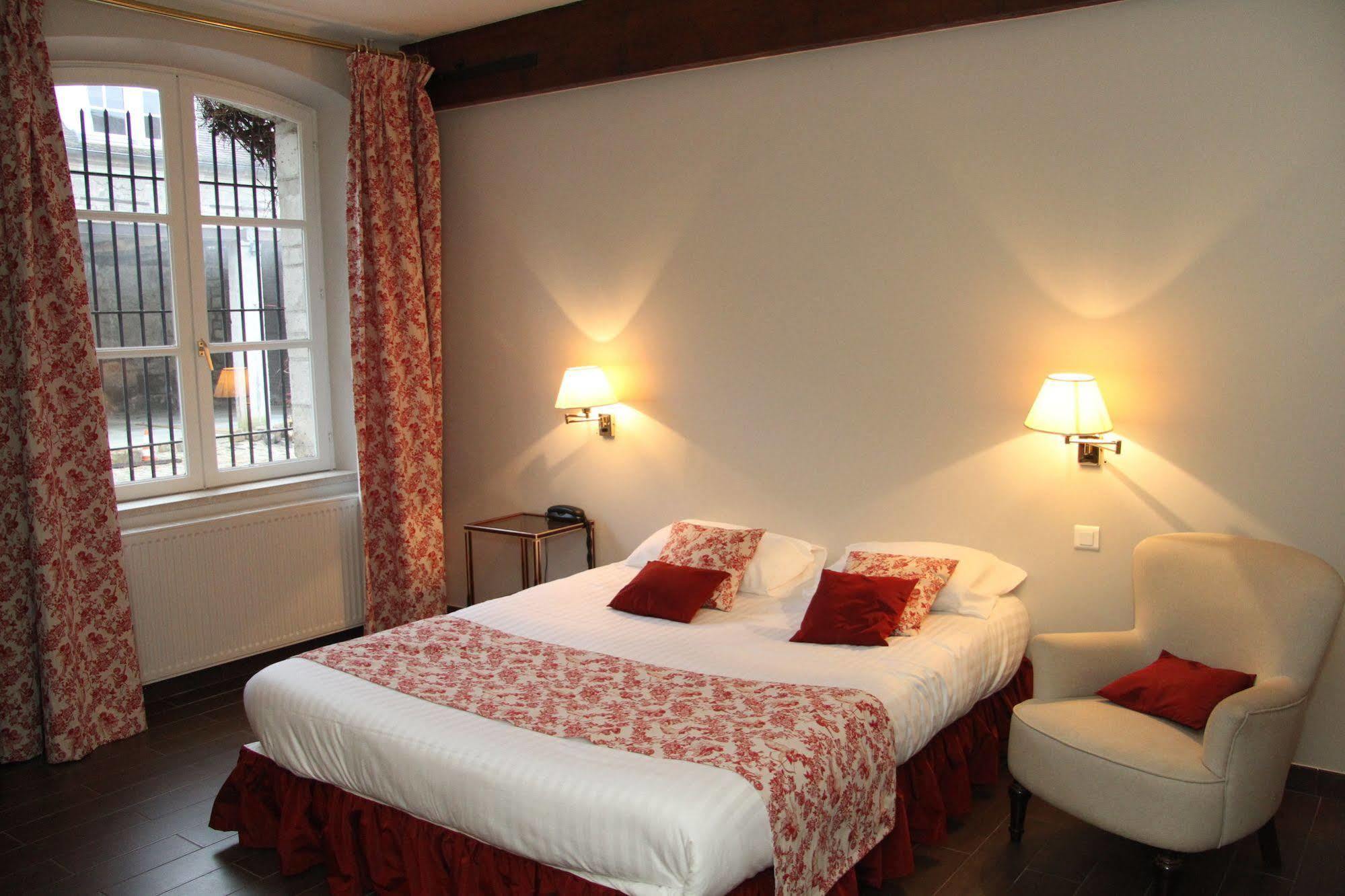 Hotel Le Regent Villers-Cotterêts Eksteriør billede