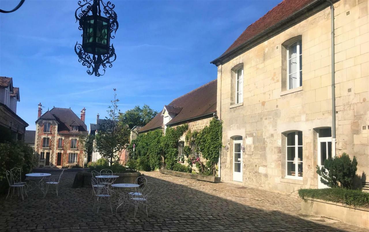 Hotel Le Regent Villers-Cotterêts Eksteriør billede