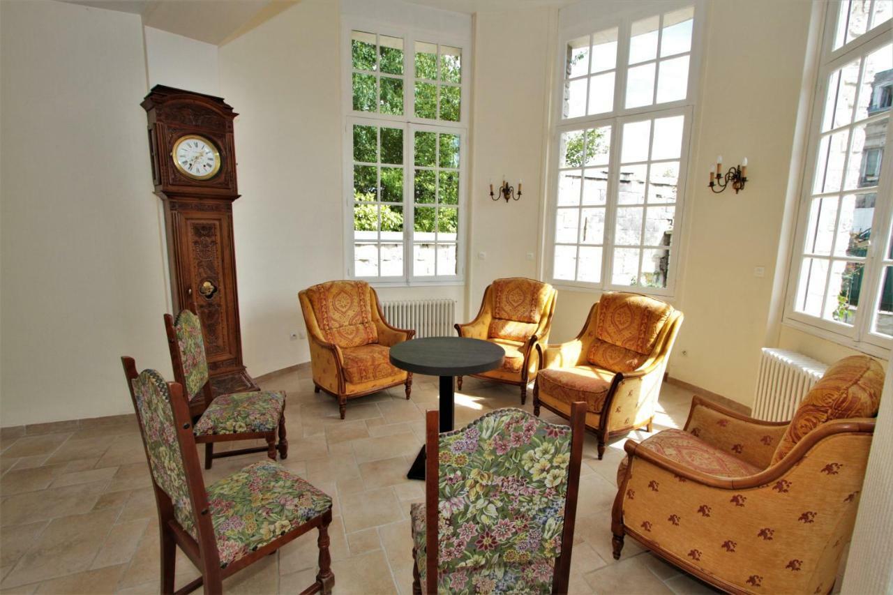 Hotel Le Regent Villers-Cotterêts Eksteriør billede